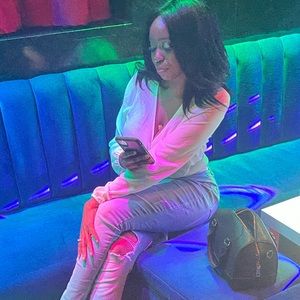 Meet your Posher, Malika